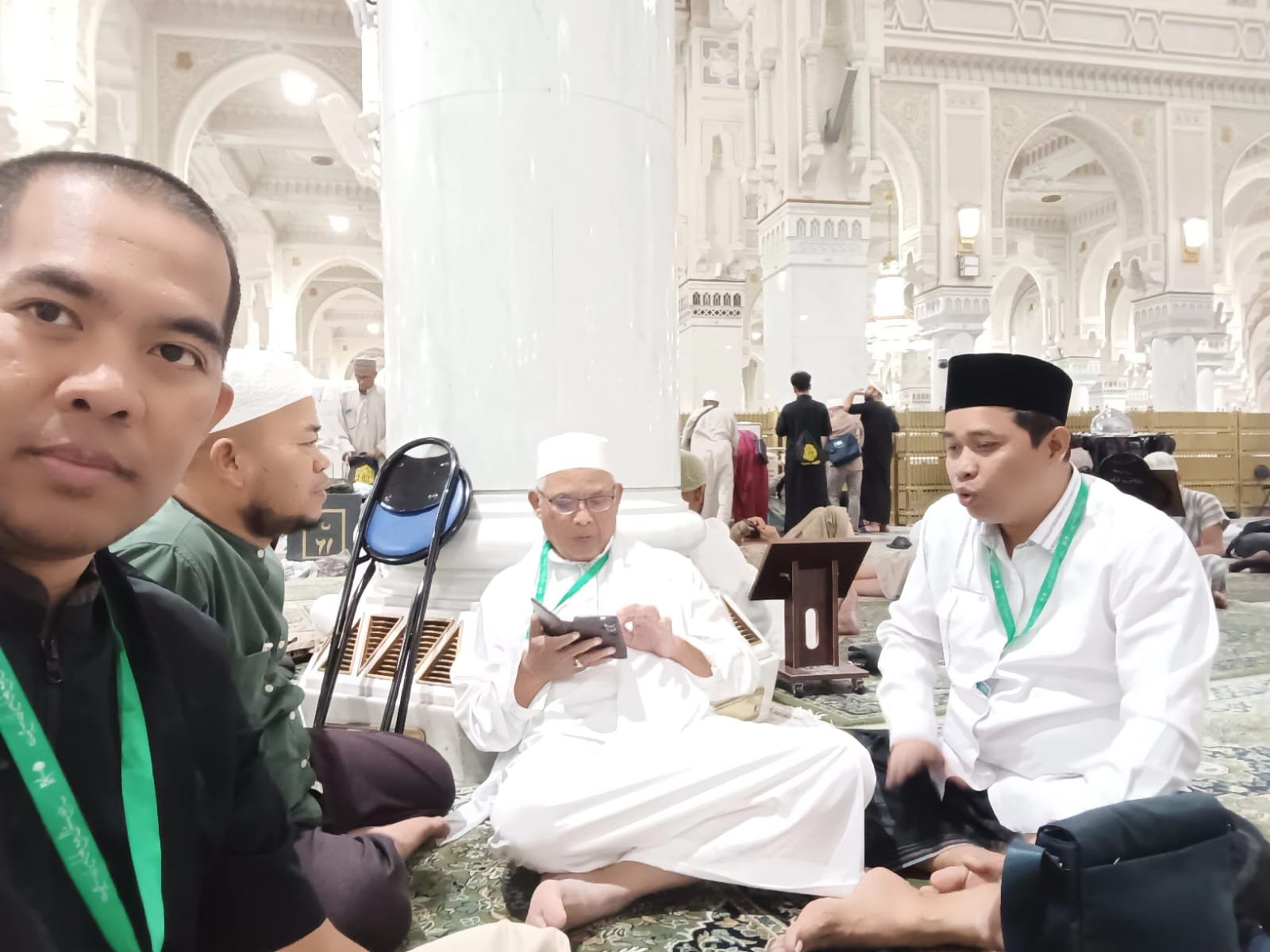 MENJEMPUT WAKTU: YAUMA'IDZIN LILLĀH